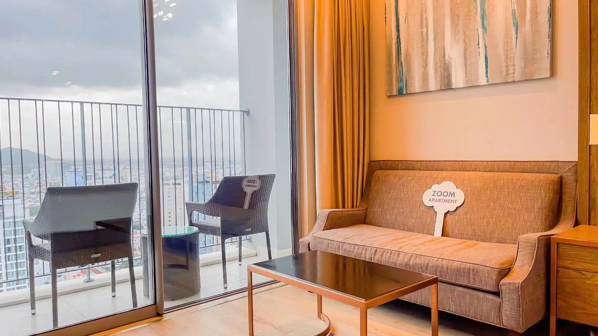 Cozy Panorama Apartment In Front Of The City Center Beach Nha Trang